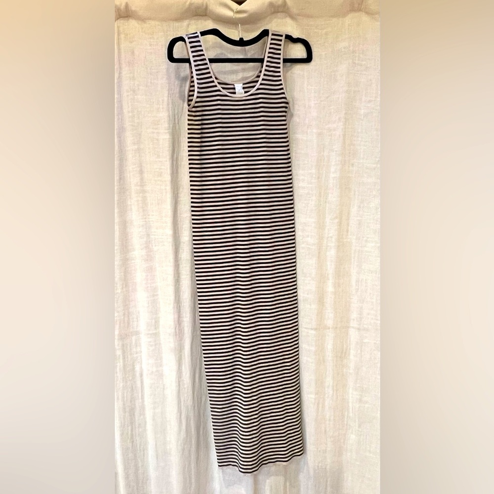 Tees by Tina Micro Stripe Maxi Dress (EUC)